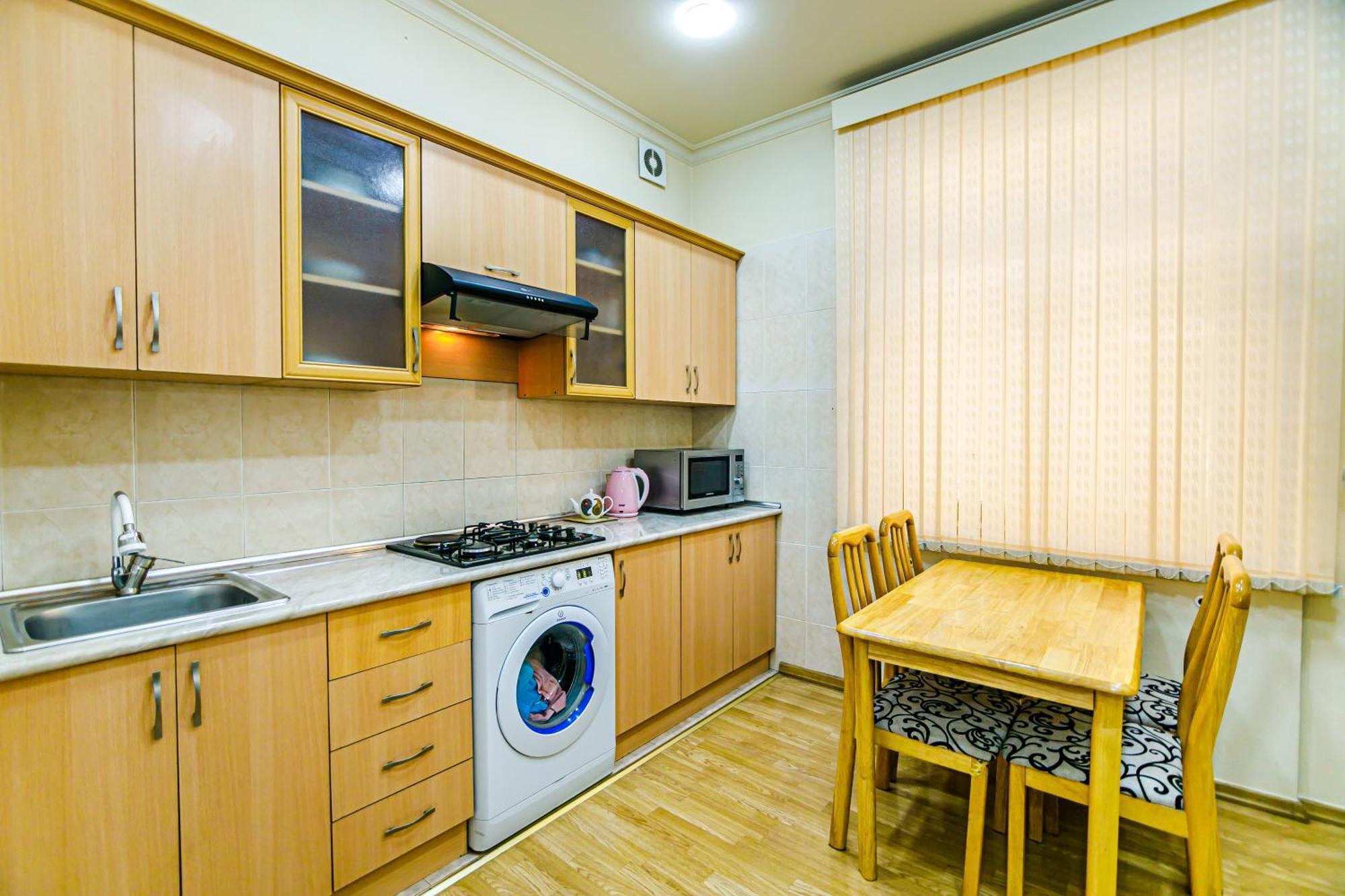 Tranquil Corner One Bedroom Apartment *
